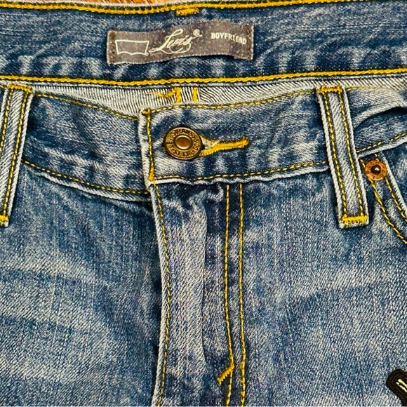 MAGA Trump Levi's Patched Jeans. Size 9. Patches & embellishment is hand sewn on - Picture 4 of 5